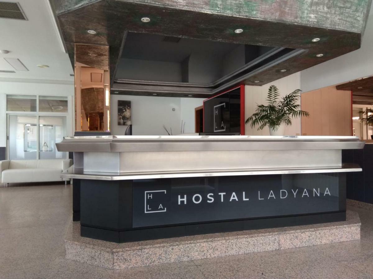 Hostal Lady Ana Maria Кольядо-Вільяльба Екстер'єр фото