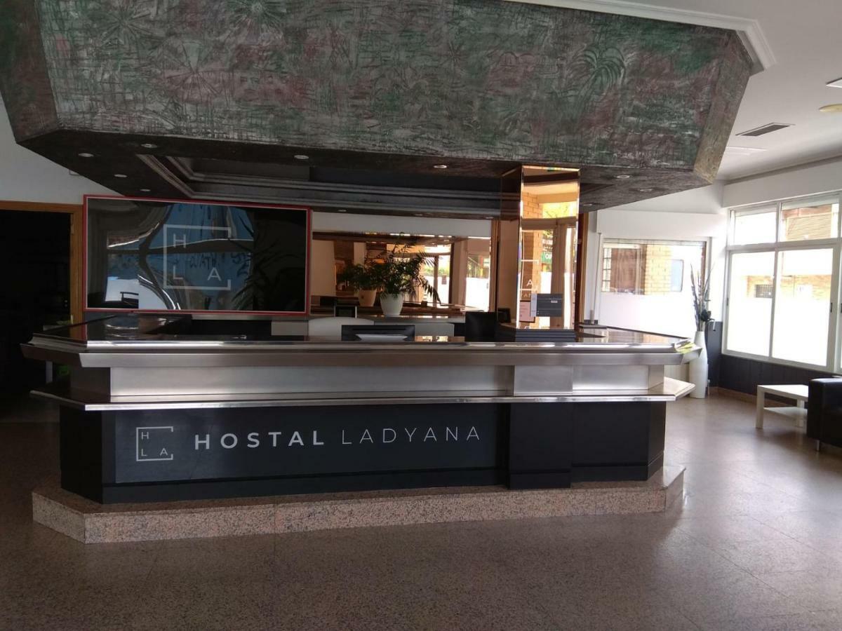 Hostal Lady Ana Maria Кольядо-Вільяльба Екстер'єр фото